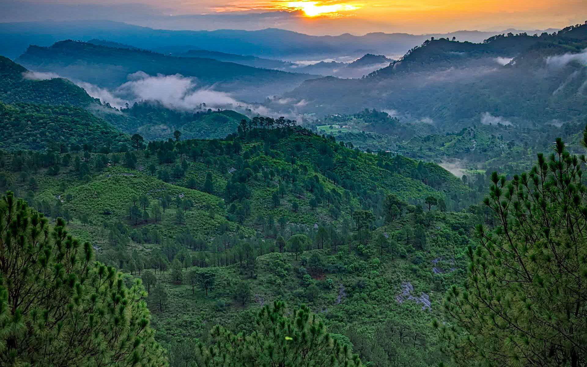 muhammad-kamran-khan-RsCvxI9h2Ew